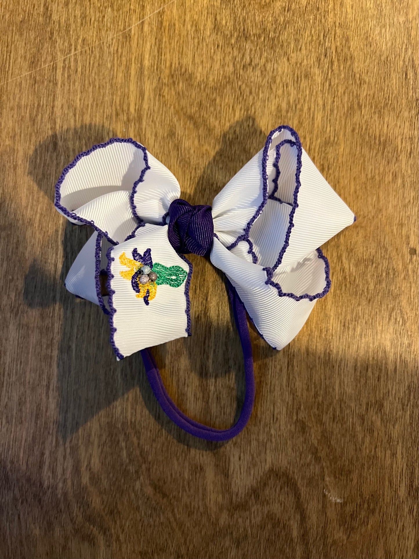 Mardi Gras Mask Bow
